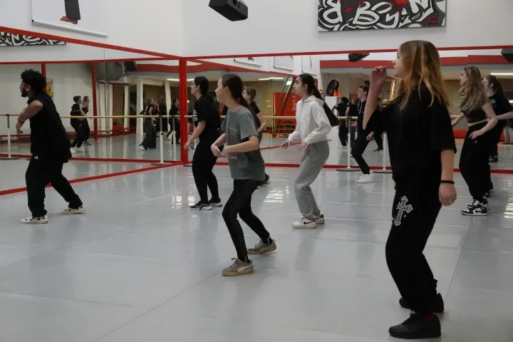 Heel Hatert bruist ID Dance